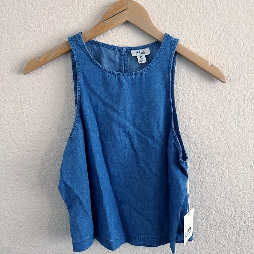 A.n.a chambray sleeveless top Size PS New